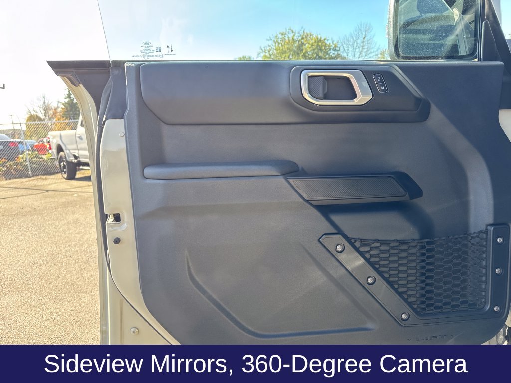 Used 2025 Desert Sand Ford Badlands image 13