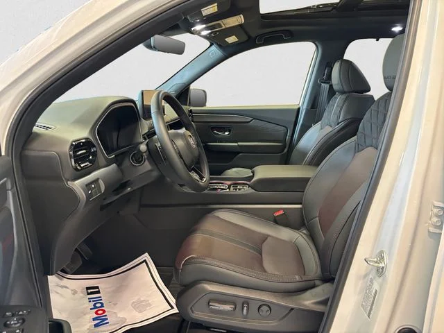 New 2026 Platinum White Pearl Honda Black Edition image 10