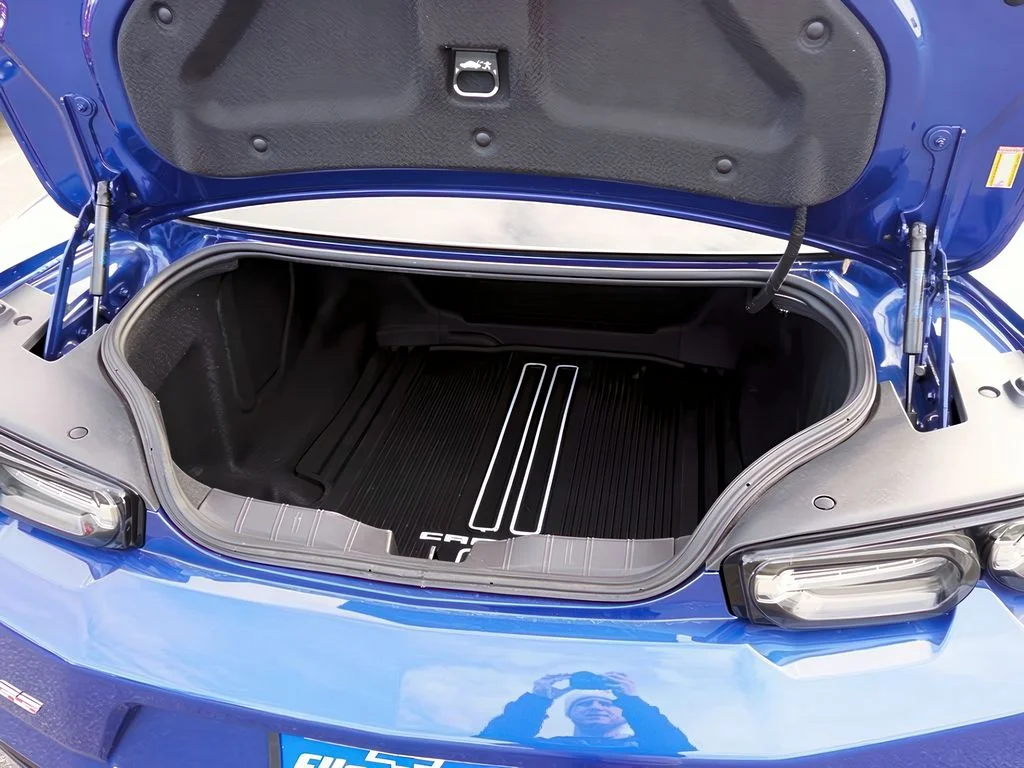 2022 Chevrolet Camaro 1SS - Photo 16
