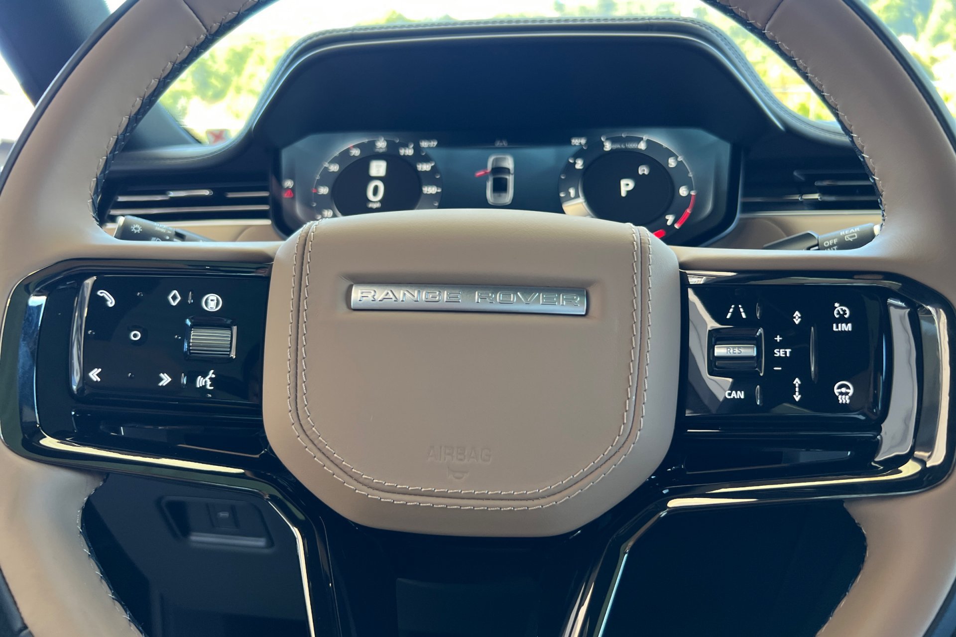 New 2026 Varesine Blue Land Rover Dynamic SE image 22
