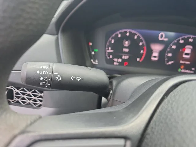 Used 2025 Gray Honda SE image 26