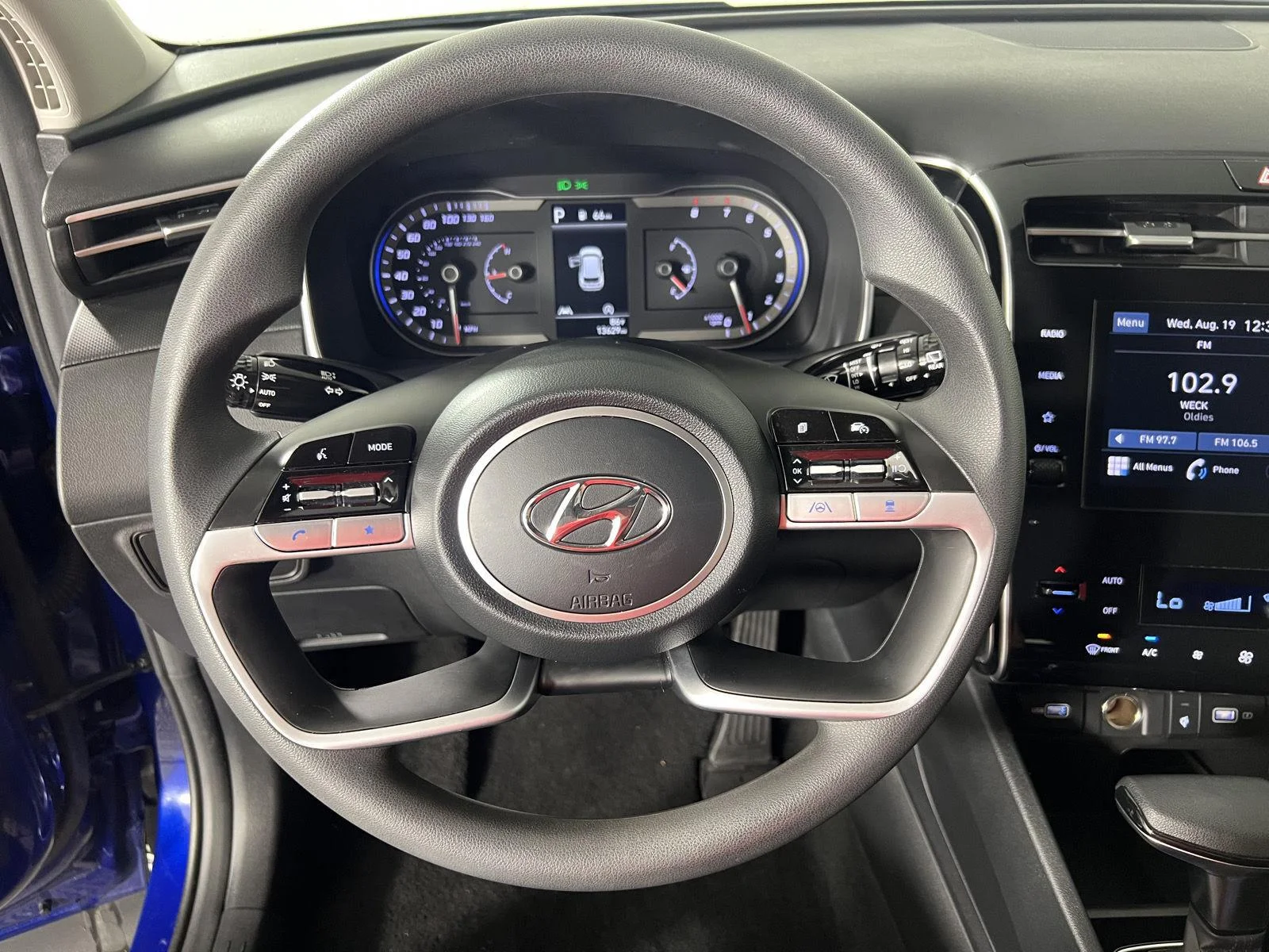 Used 2024 Intense Blue Hyundai SEL image 13