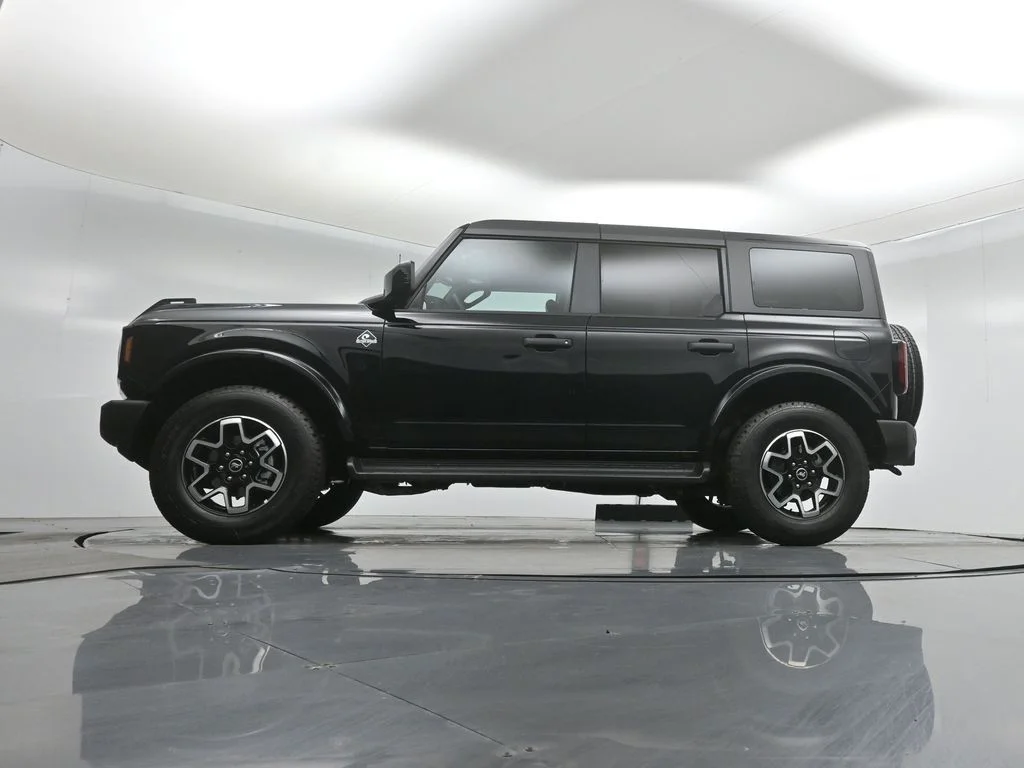 New 2026 Shadow Black Ford Outer Banks image 53
