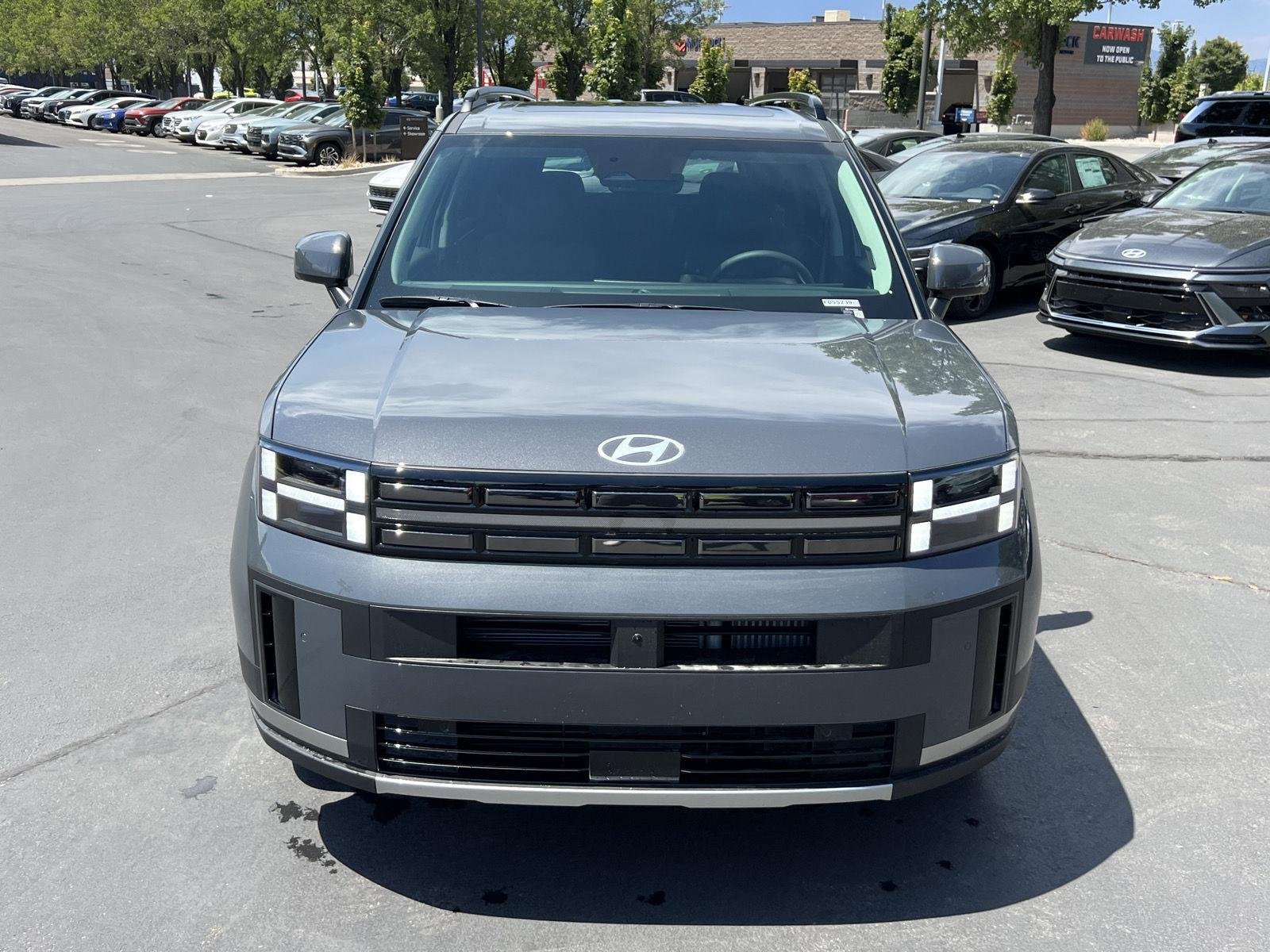 New 2026 Ecotronic Gray Hyundai Limited 6P image 3