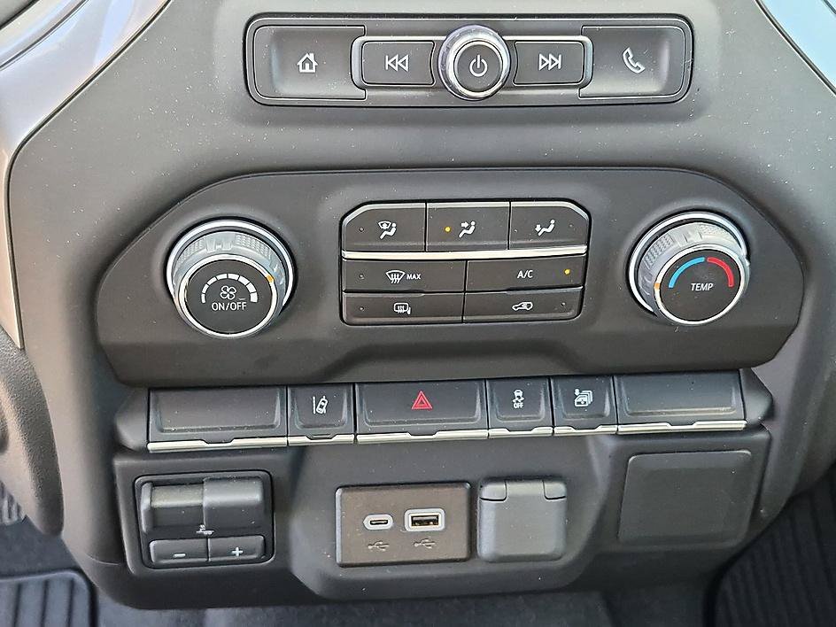 Used 2025 Black Chevrolet Custom image 23