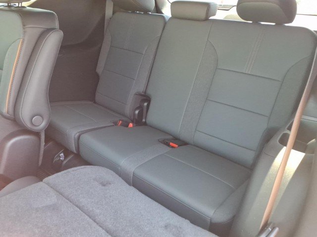 2026 GMC Acadia AT4 - Photo 15