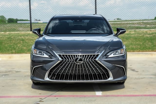 Used 2023 Gray Lexus 350 image 5