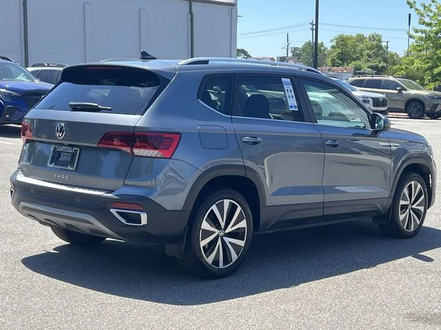 2022 Volkswagen Taos SE - Photo 13