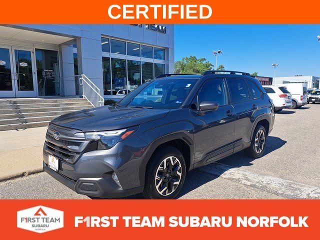 2025 Subaru Forester Premium's photo