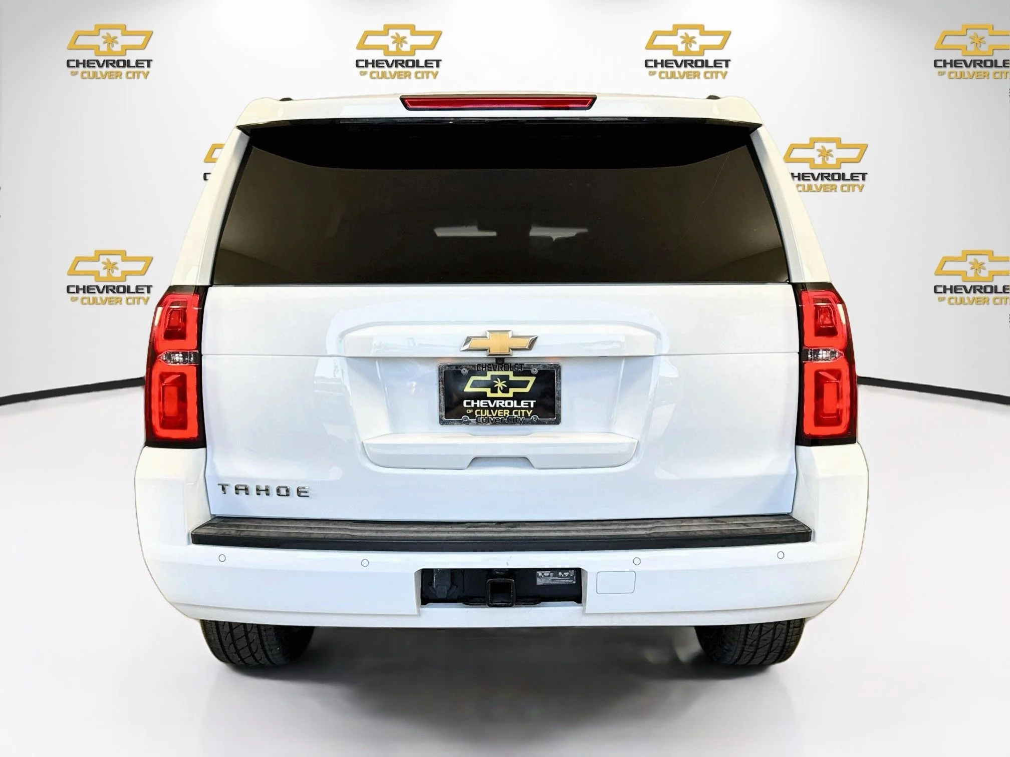 Used 2018 SUMMIT WHITE Chevrolet LS image 7