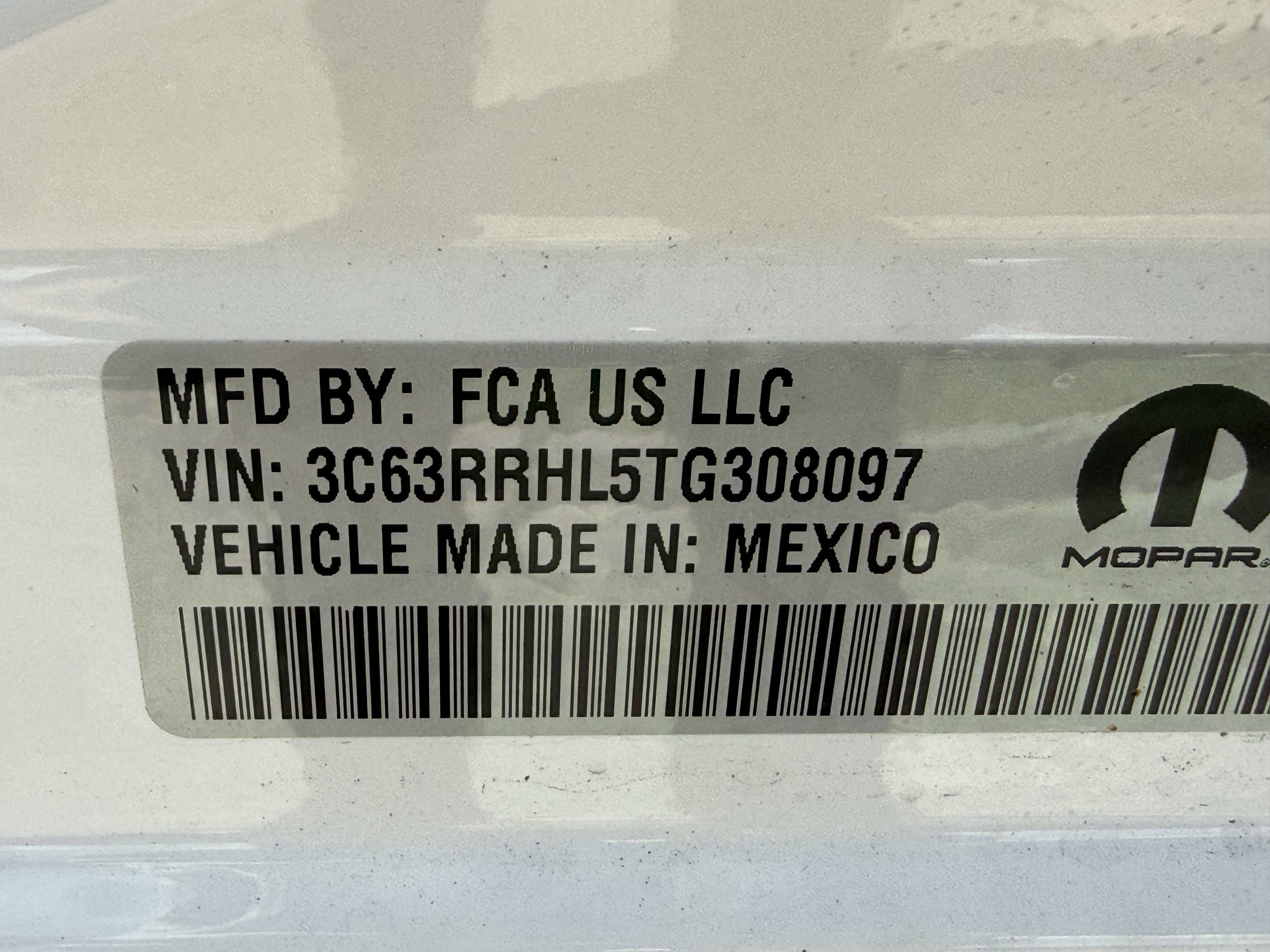 New 2026 Bright White Clear-Coat Exterior Paint RAM Lone Star image 17