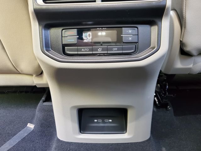 New 2026 White Volkswagen SE image 12