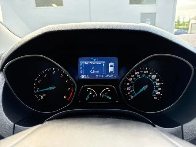 2012 Ford Focus 5 Door Hatch SE's photo