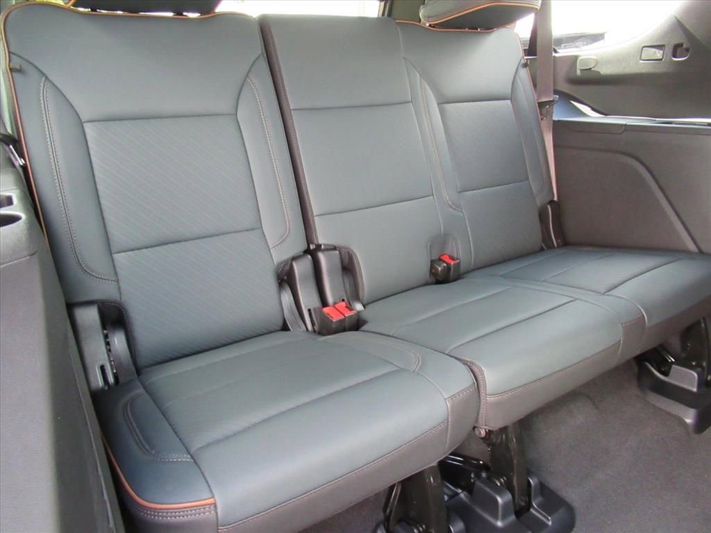 2026 GMC Yukon AT4 - Photo 35