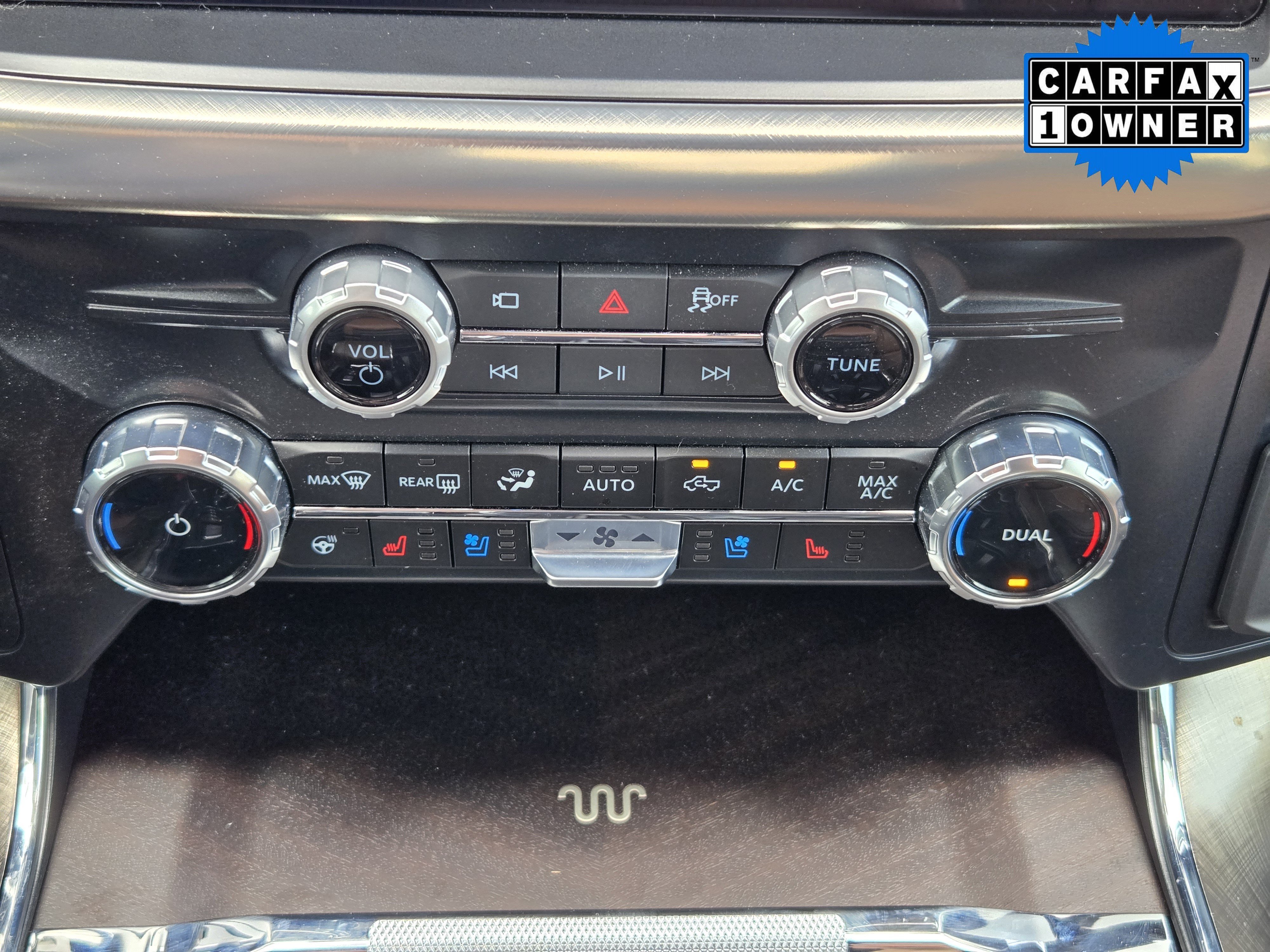 Used 2025 Gray Metallic Ford King Ranch image 17