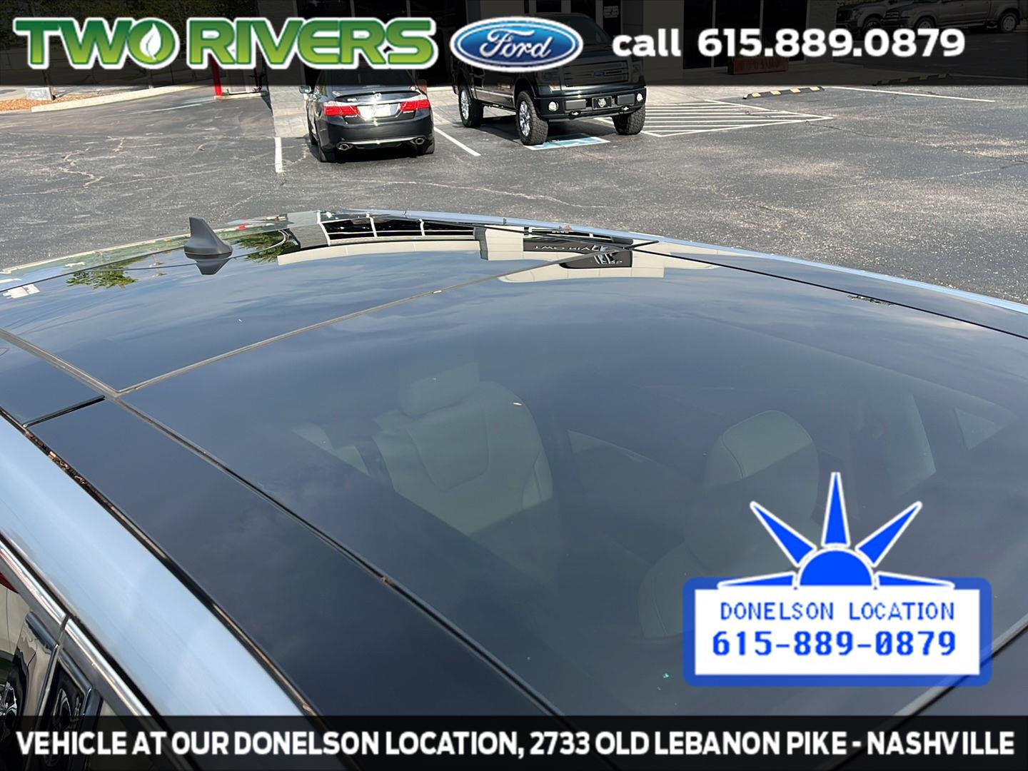 Used 2021  Ford Titanium image 11