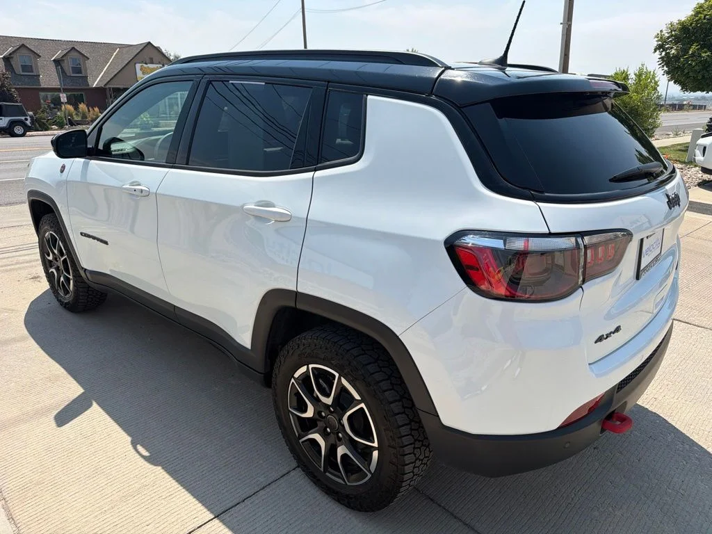 Used 2025 White Jeep Trailhawk image 5
