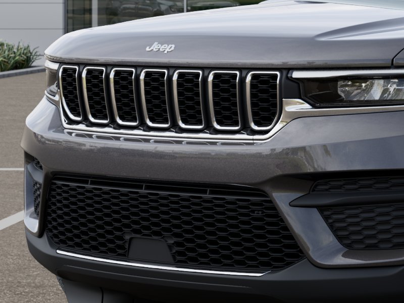 New 2026 Baltic Gray Metallic Clear-Coat Exterior Paint Jeep Laredo image 37
