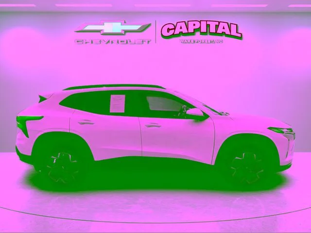 Used 2025 White Chevrolet LT image 6