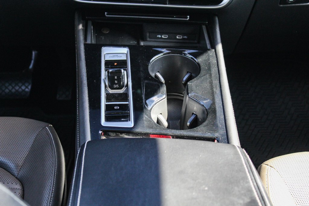 Used 2024 Gray Volkswagen 2.0T SEL image 19