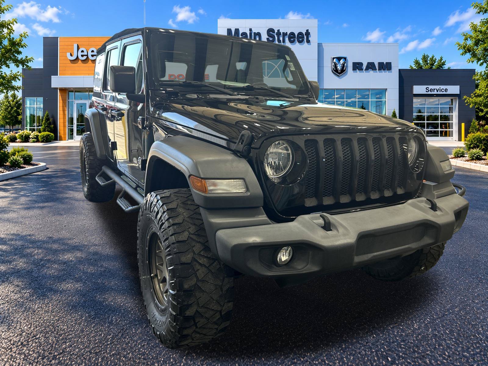 Used 2018 Black Jeep Unlimited Sport S image 6