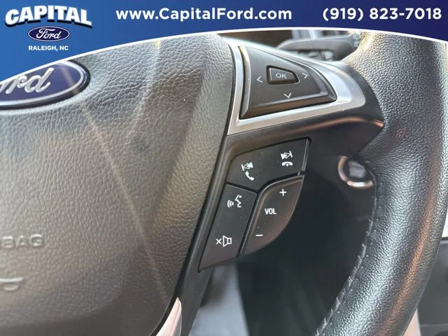 Used 2023 Gray Ford SEL image 26