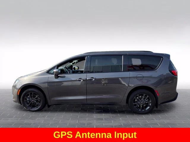 Used 2020 Gray Chrysler Launch Edition image 5