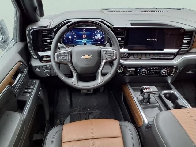New 2026 Polar White Tricoat Chevrolet High Country image 11