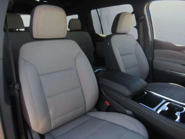 Used 2026 Black Metallic Chevrolet LT image 10