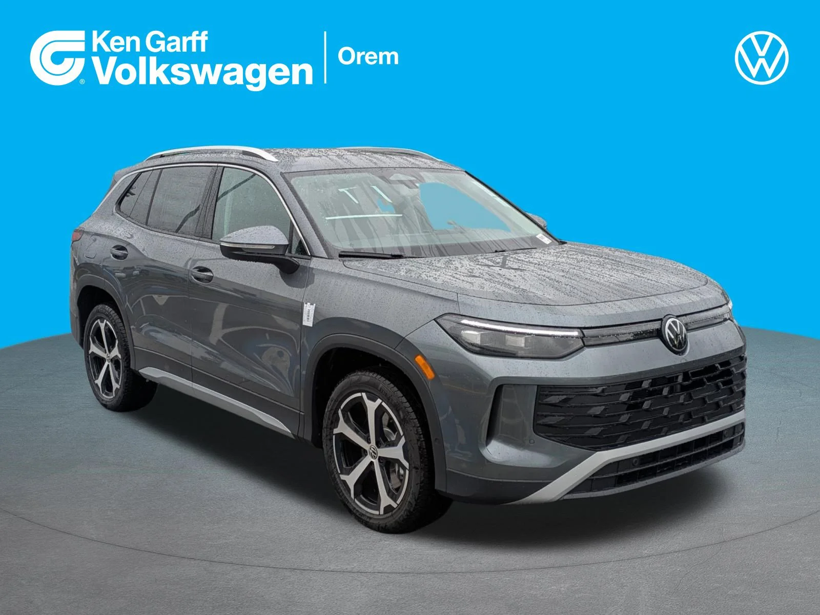 2026 Volkswagen Tiguan 2.0T SE 4Motion's photo