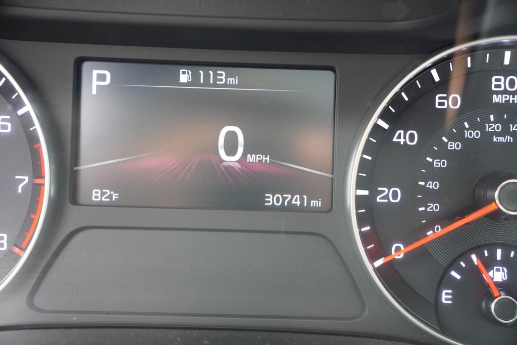 Used 2024 Snow White Pearl Kia GT-Line image 7