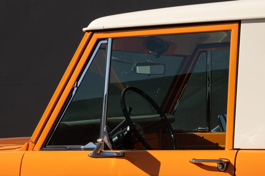 Used 1974 Orange Ford Ranger image 13
