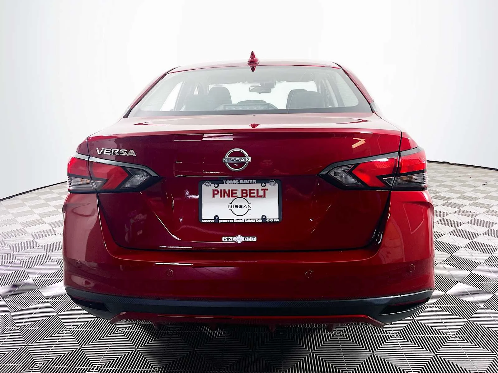 Used 2025 Scarlet Ember Tintcoat Nissan SV image 5