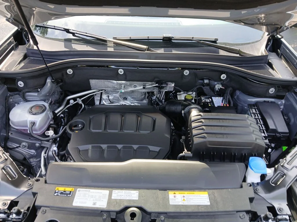 Used 2026 Gray Volkswagen SE w/Technology image 21