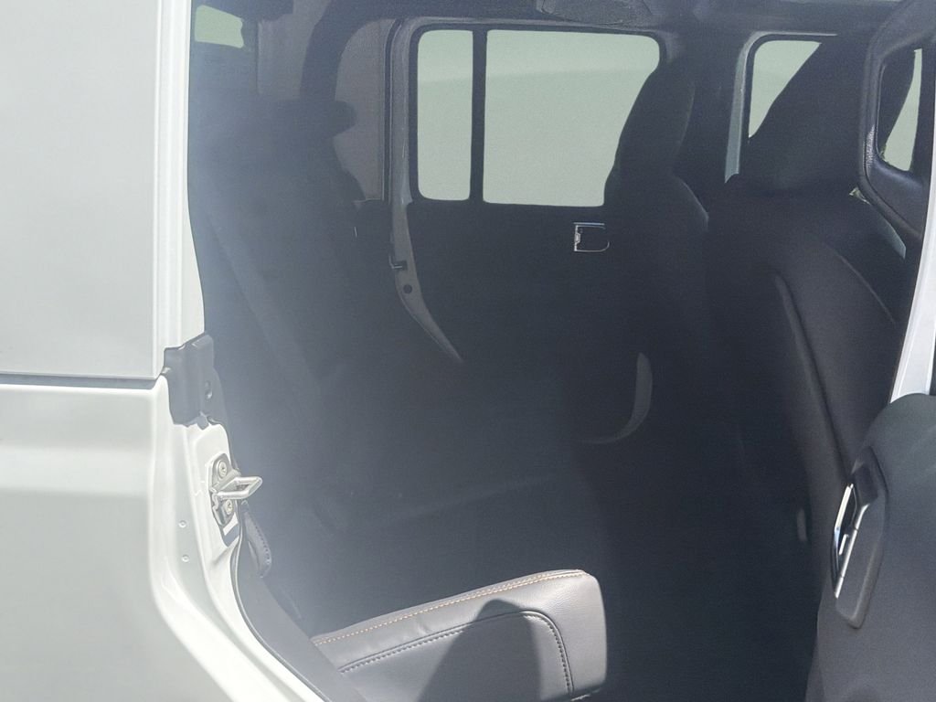 New 2026 White Jeep Sahara image 9