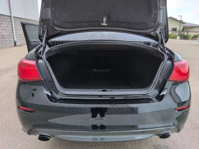 Used 2015 Black Obsidian INFINITI  image 28