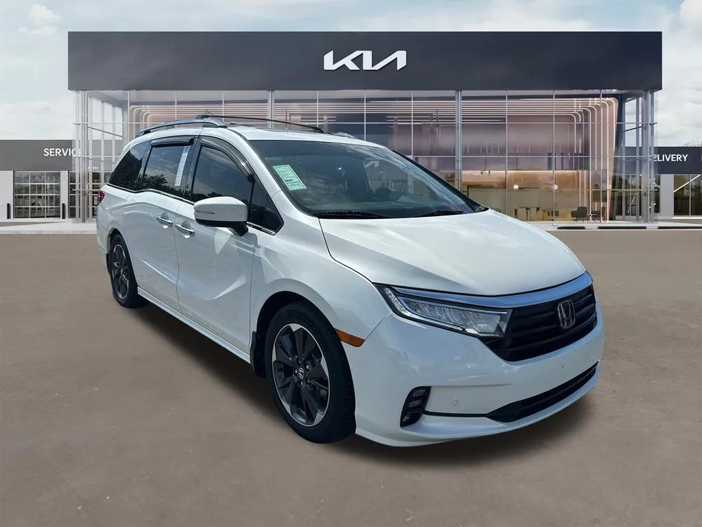 2021 Honda Odyssey Elite's photo