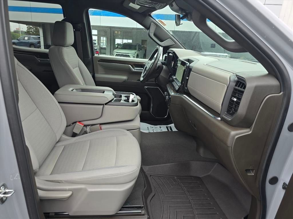Used 2024 Gray Chevrolet RST image 14