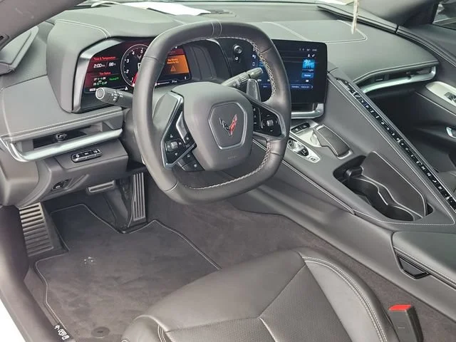 2024 Chevrolet Corvette 2LT - Photo 18