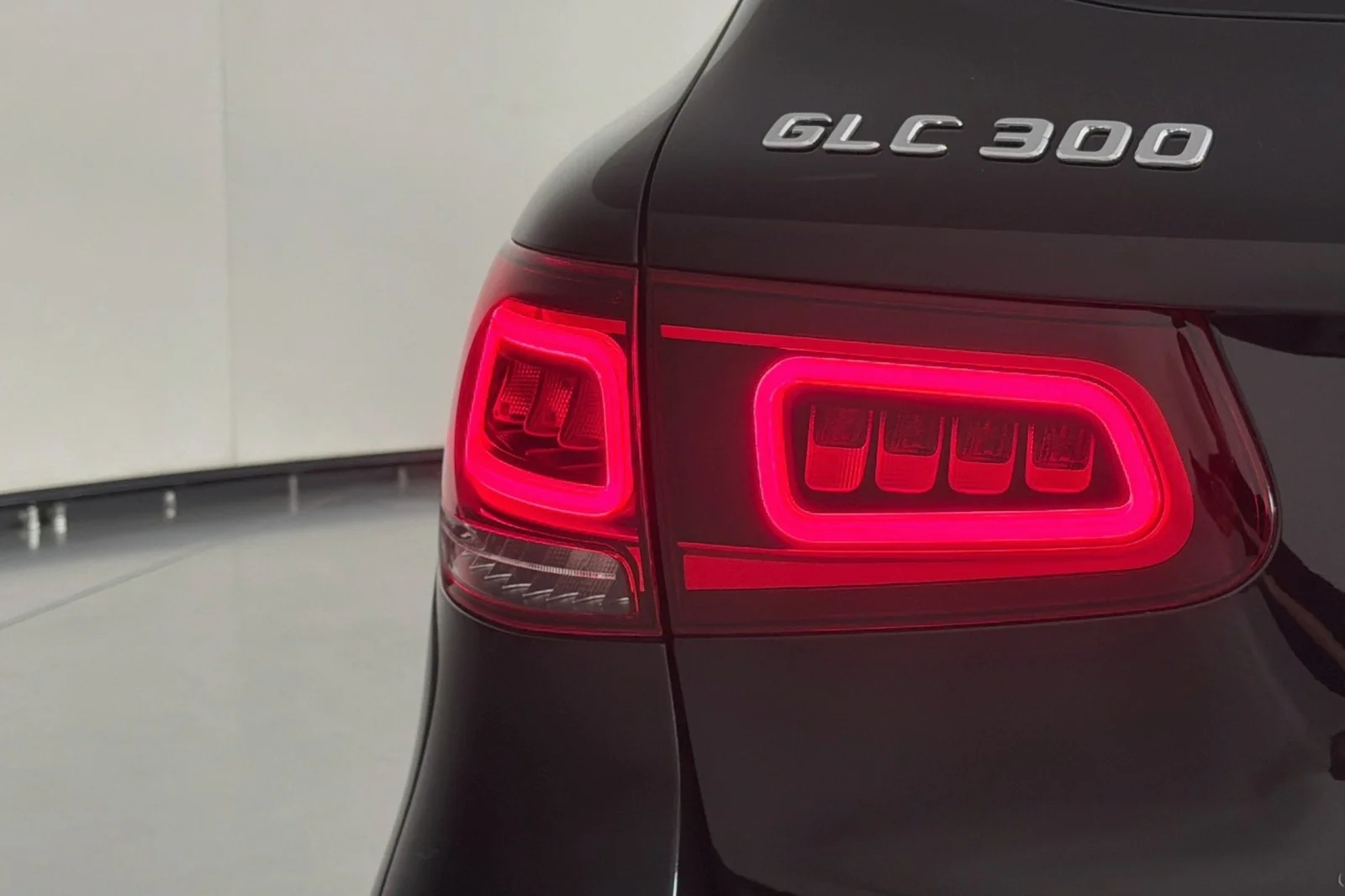 Certified Used 2022 Black Mercedes-Benz 300 image 18