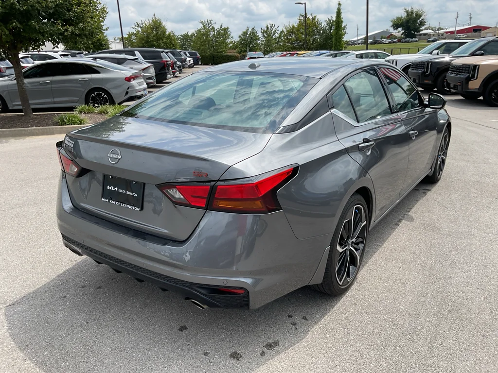 Used 2024 Gun Metallic Nissan 2.5 SR image 11