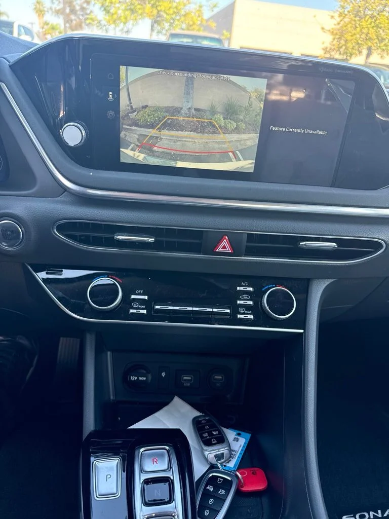 Used 2023 Gray Hyundai SEL image 6