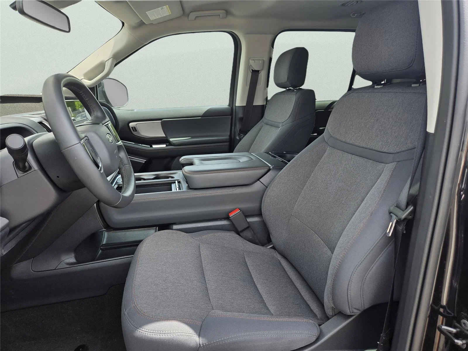 Used 2025 Agate Black Ford Active image 15