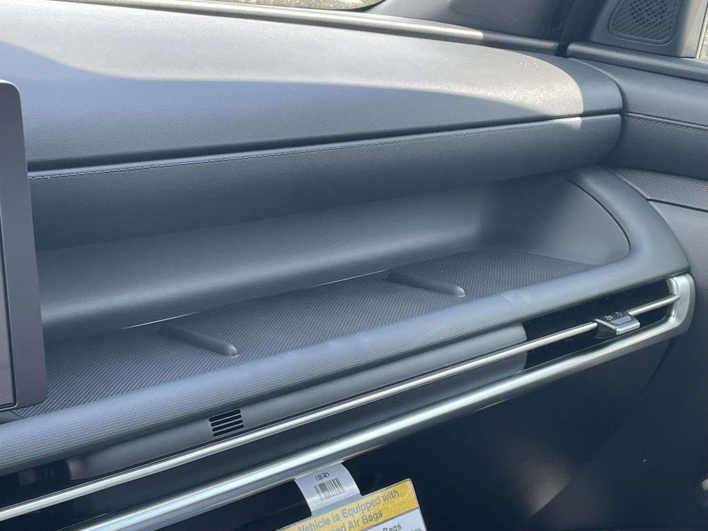 New 2026 White Hyundai SEL AWD image 30