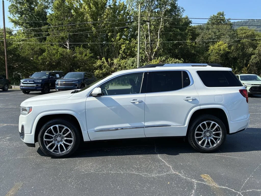 Used 2023 WHITE FROST TRICOAT GMC Denali image 8