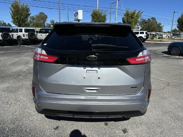 Used 2024 Silver Ford SE image 24