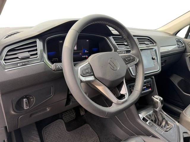 Certified Used 2022 White Volkswagen 2.0T SE image 14