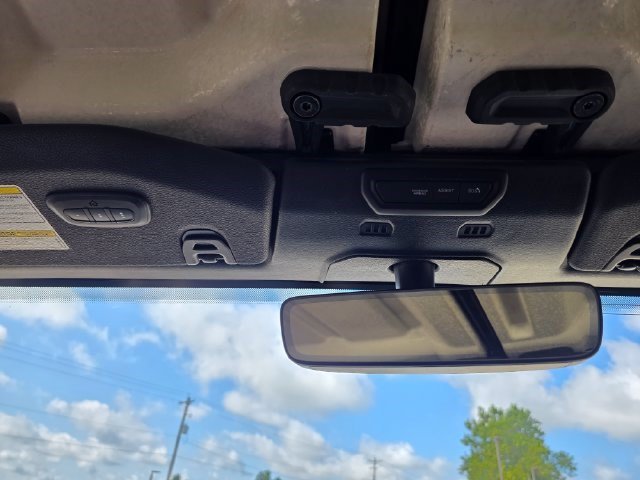 Used 2020 Black Clearcoat Jeep Sahara image 32