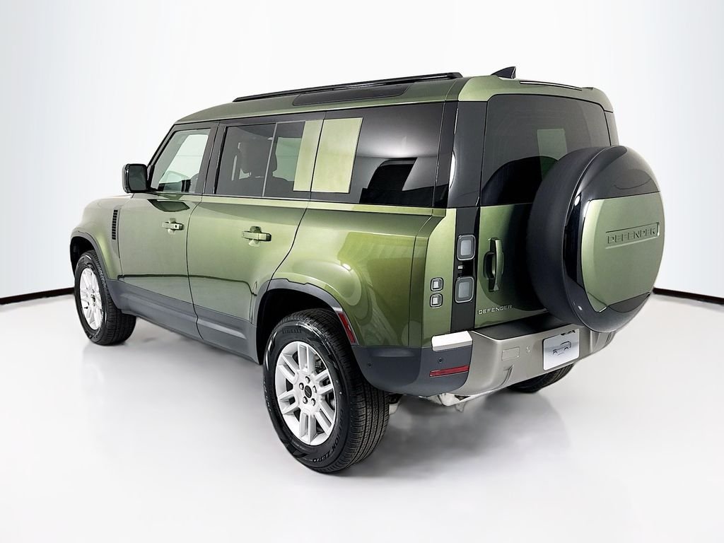 New 2026 Woolstone Green Land Rover S image 7