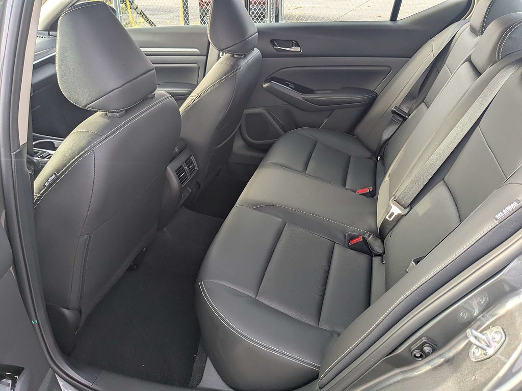 Used 2025  Nissan 2.5 SL image 13